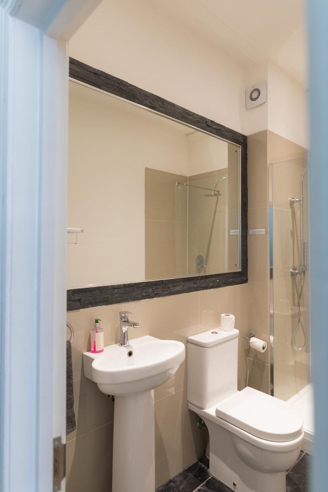 Ebs Hostel London Catford エクステリア 写真